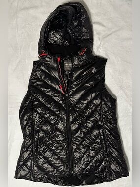 XL Black Quilted Hooded Vest